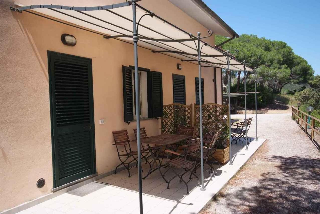 Residence Della Luna Porto Azzurro Exterior foto