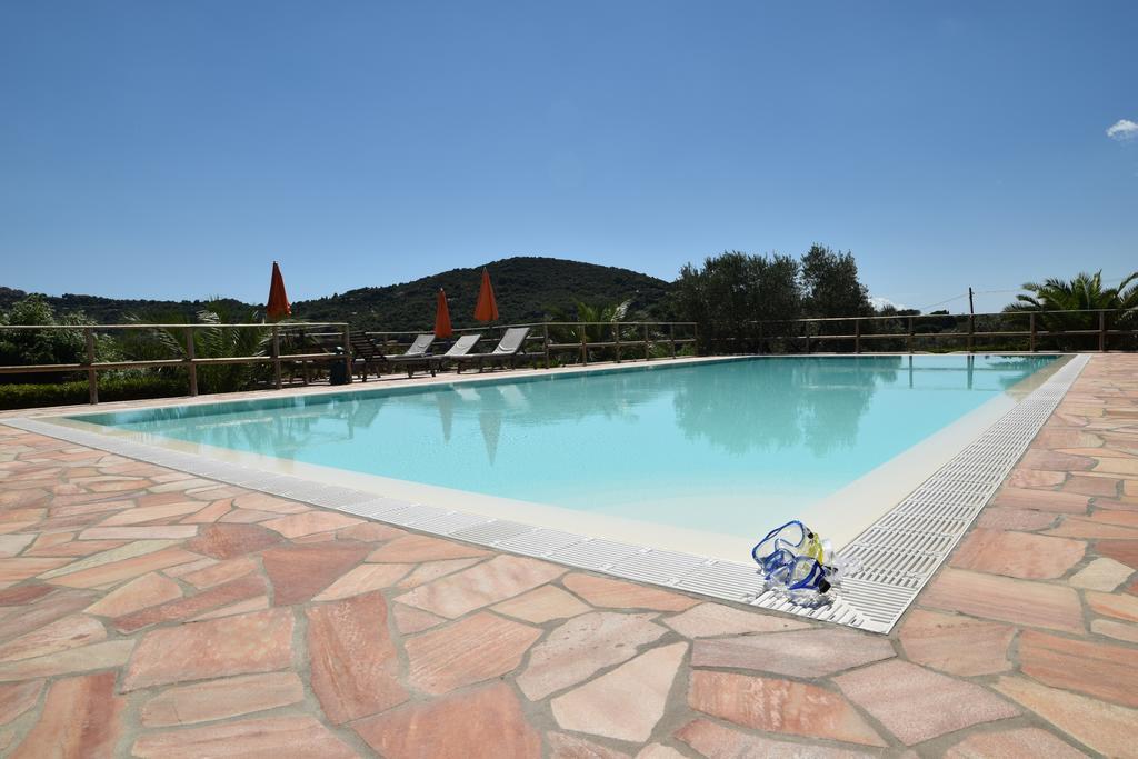 Residence Della Luna Porto Azzurro Exterior foto