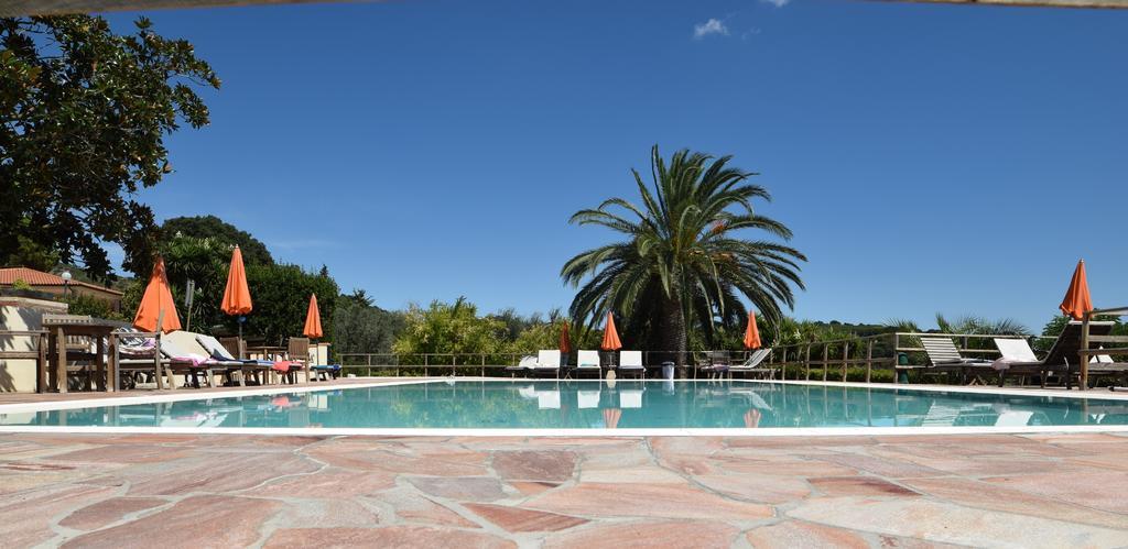 Residence Della Luna Porto Azzurro Exterior foto